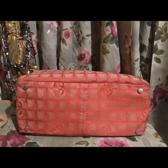 ♥️CHANEL Monogram Tote handbag Vintage RARE! - Picture 4 of 12